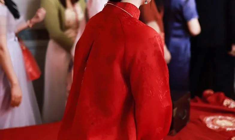 Douăzeci de ani de tăcere – Povestea unei vecinătăți pierdute