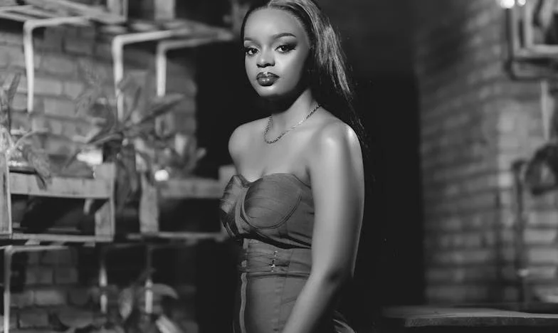 Trădarea are chipul celei mai bune prietene