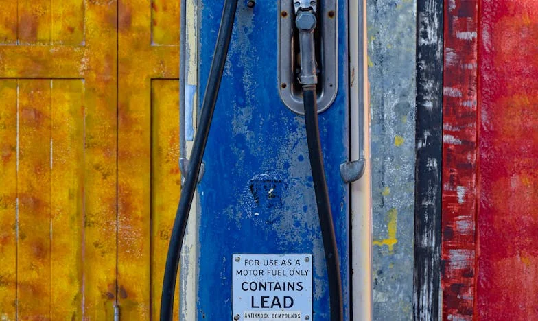 Ani de sacrificiu în străinătate: Am muncit pentru copiii mei, iar acum mă simt străină în propria familie