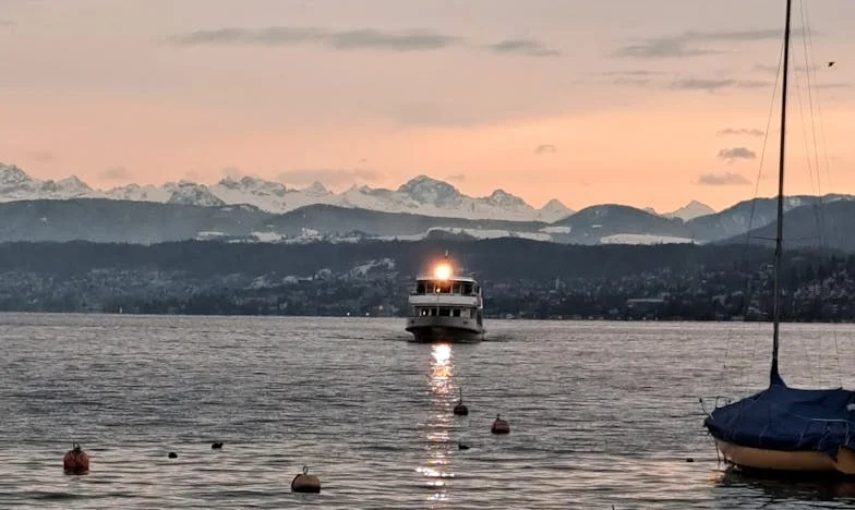 Casa care ne-a despărțit: Povestea unei alegeri imposibile