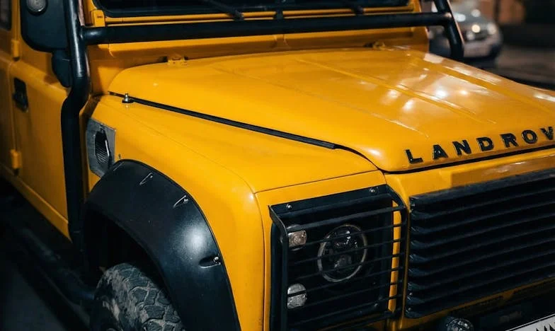 Între tăcere și adevăr: Povara unei mame