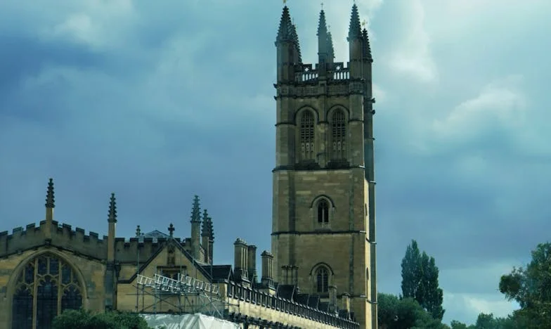 „Prinde-mă de mână, mamă!” – Povestea mea despre trădare, luptă și regăsire