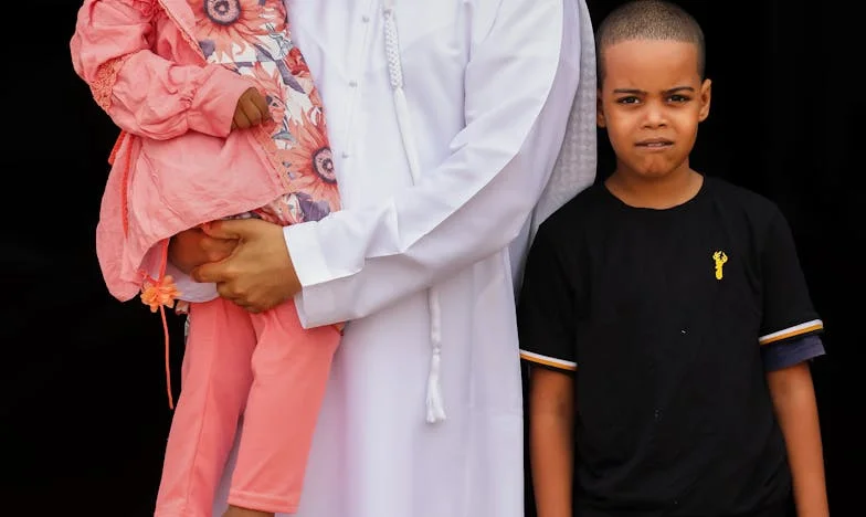 Când trecutul bate la ușă: Povestea mea după 15 ani de tăcere