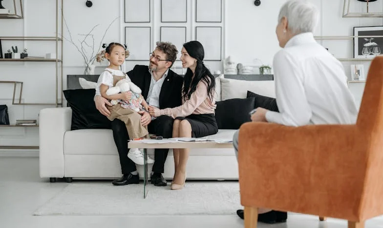 Cinci luni sub același acoperiș: Povestea unei familii încercate