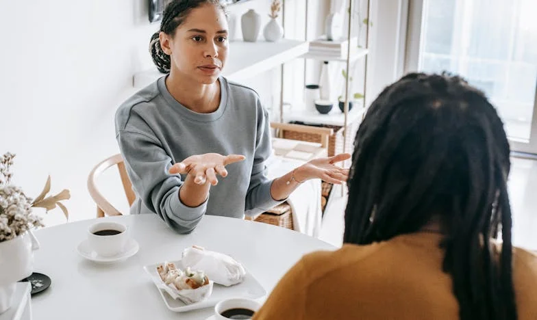 Cum am găsit liniștea după ce familia mea s-a destrămat: povestea unei împăcări prin rugăciune