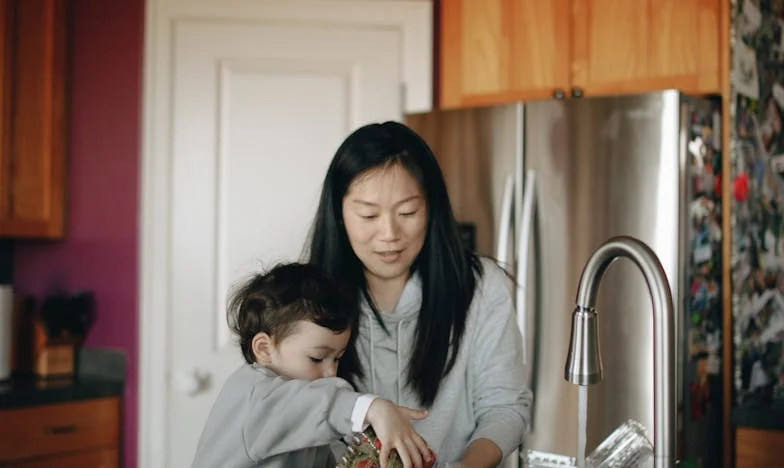 De ce m-a ales mama pe el, nu pe mine? Povestea unei fiice care a aflat adevărul prea târziu