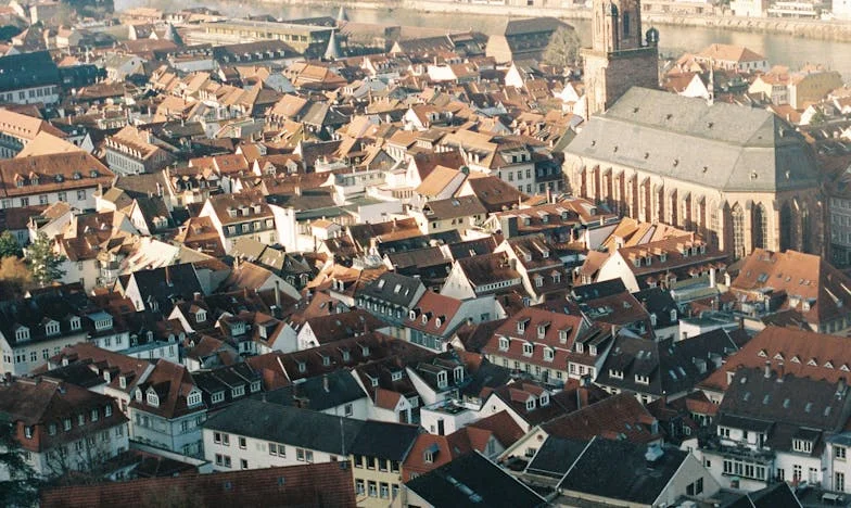 Între două lumi: Povestea unei fiice rătăcite și a unei mame regăsite