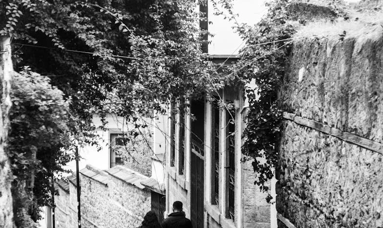 Mi-a spus că vom muri de foame fără el. Un an mai târziu, eram proprietara afacerii lui.