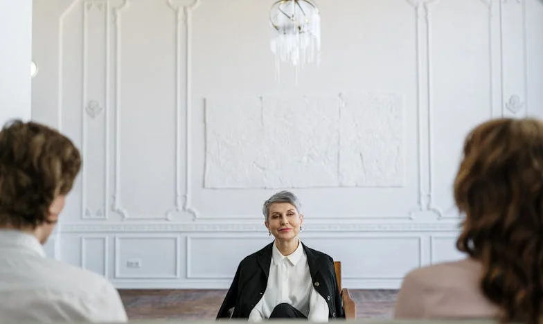 „Nu mai văd niciun rost în fiul dumneavoastră, așa că îl părăsesc” – Povestea unei mame care a pierdut totul într-o clipă