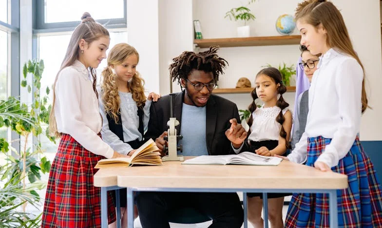 Umbra datoriilor: Povestea unei mame și a fiului ei pierdut în jocuri de noroc