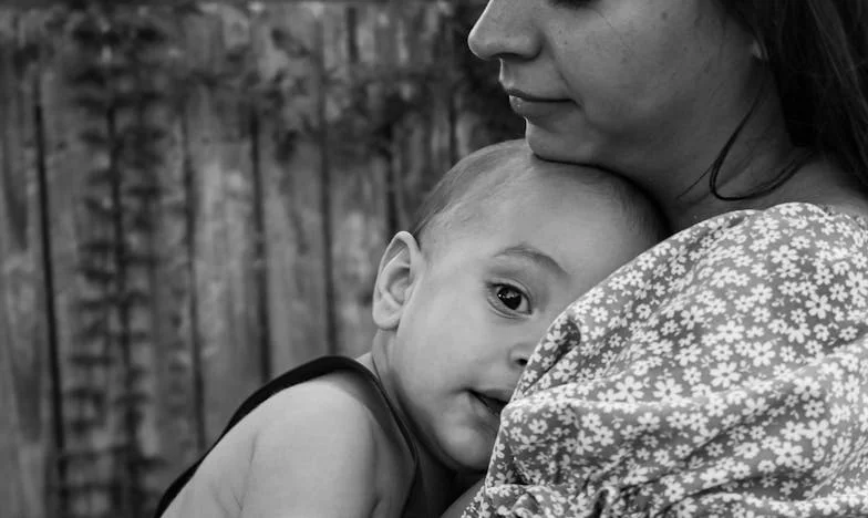 Am dat totul pentru familie, iar acum sunt străină în propria casă: povestea unei mame trădate