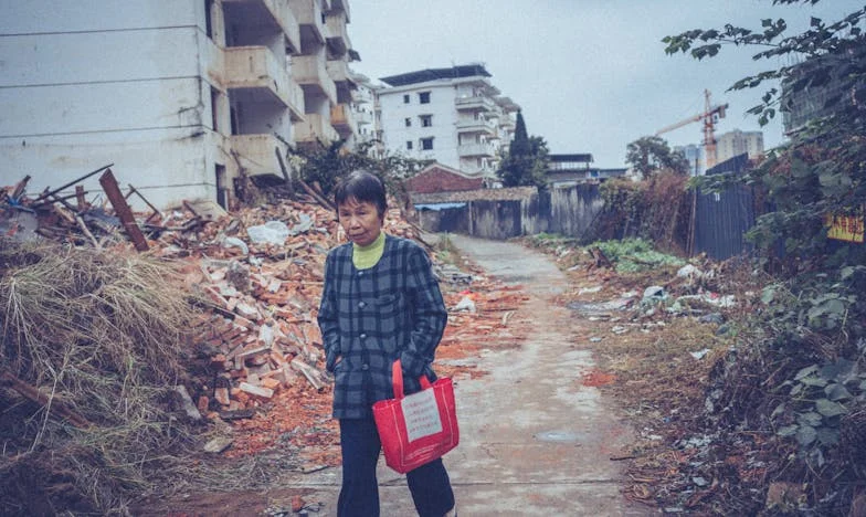 Când i-am rugat pe copiii mei să-și viziteze bunica: O lecție despre familie și iertare