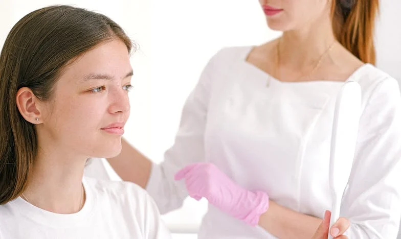 Ginerele nostru ne-a schimbat fata: Nu a venit nici măcar la aniversarea tatălui ei