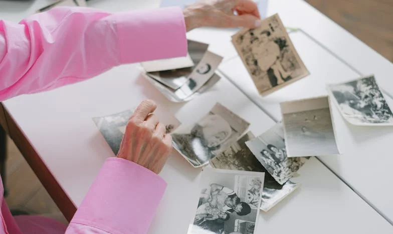 „Nu ești destul de bună pentru el!” — Povestea unei fiice care a încercat să-și salveze familia și pe sine