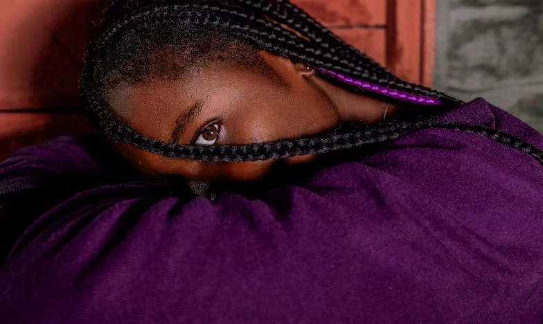 „Nu mai pot, mamă!” – Povestea unei familii destrămate de sărăcie și neînțelegeri