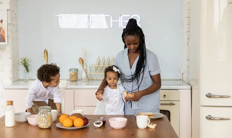 O noapte pe trenul spre București: O poveste despre oboseală, disperare și bunătate neașteptată