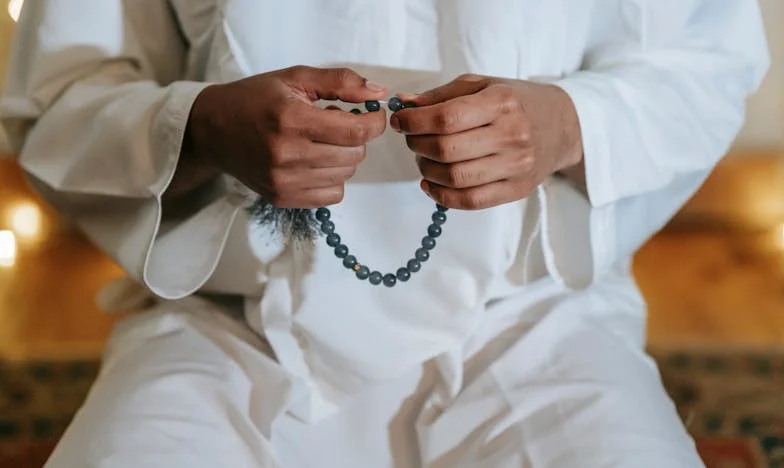 Ajutor! Fiul iubitului meu ne distruge relația și nu știu ce să fac