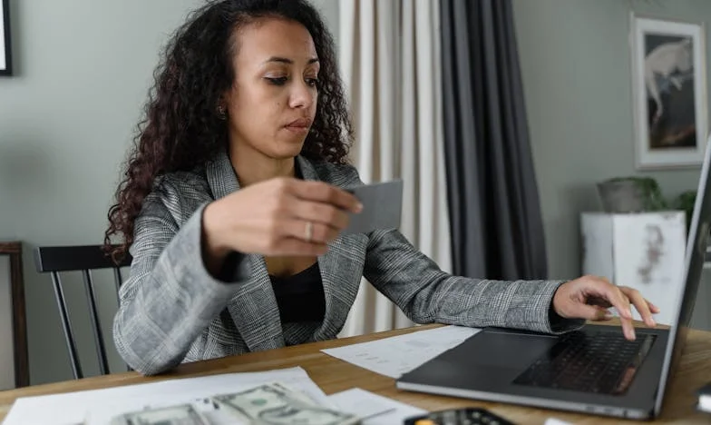 Amanta m-a atacat în spital — Nu știa cine este tatăl meu. Lupta mea pentru adevăr și familie