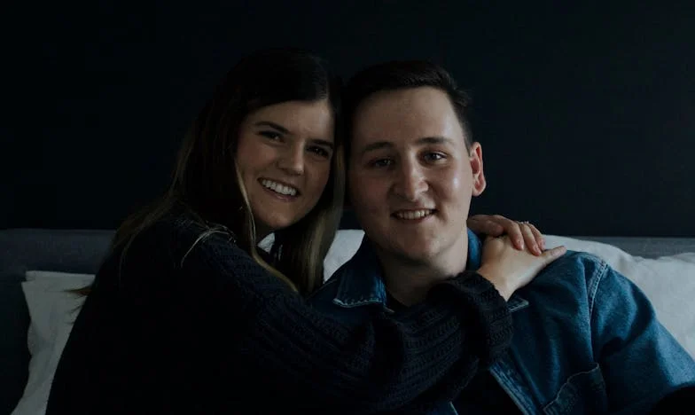 „Dacă nu poți face față singură, cere ajutorul părinților tăi”, mi-a spus soțul. Dar ce faci când părinții nu mai sunt acolo pentru tine?