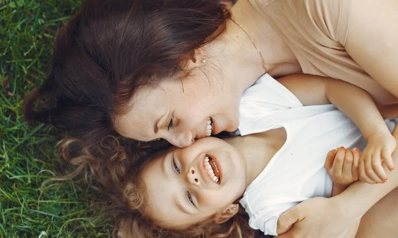 Între vise și așteptări: Povestea Lenei și a electronicelor