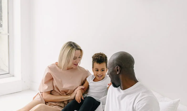 Nu mi-am imaginat niciodată cine avea să fie medicul fiului meu în acea noapte… O taină veche a ieșit la lumină când mă așteptam mai puțin