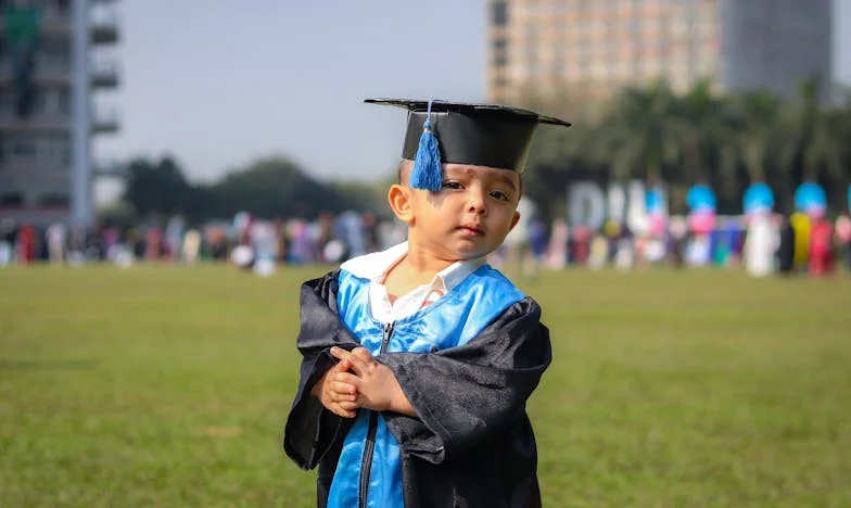 Oaspetele Neinvitat: Când Tata Socru Îți Dă Viața Peste Cap