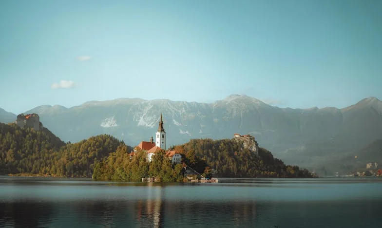 Soțul meu plătea în secret creditul fostei soții: „Oare cât timp mai pot trăi cu această minciună?”