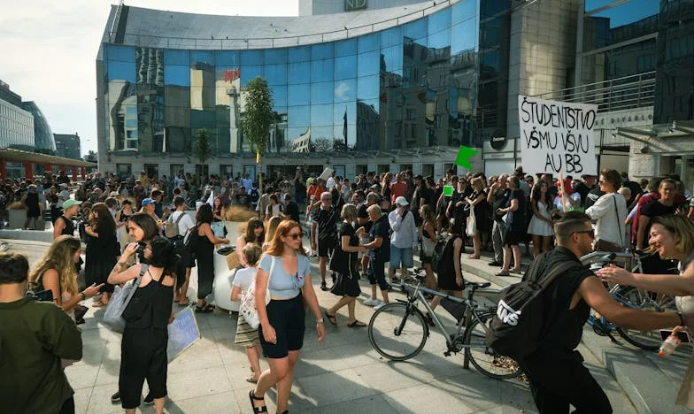 După 60 de ani: Cele 10 lucruri la care am renunțat și regretele care m-au urmărit