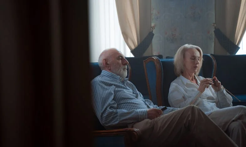 Fiica noastră a dispărut, lăsându-ne doar cu nepotul ei: Unde am greșit ca părinți?