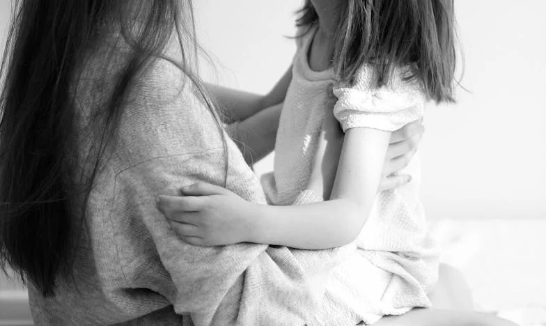 Nu Mai Sunt Sora Ta: Ziua în Care Am Închis Ușa