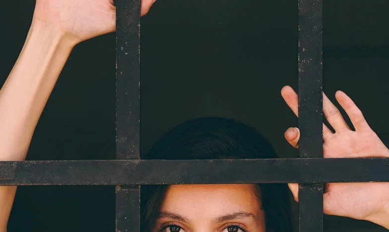 Nu-mi mai recunosc familia: povestea unei seri care mi-a schimbat viața