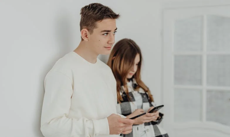 Prin Fereastră: Mărturisirea unei Mame