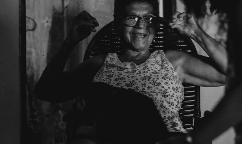 Răzbunarea Laurei la magazinul din colț: O lecție neașteptată despre demnitate și iertare