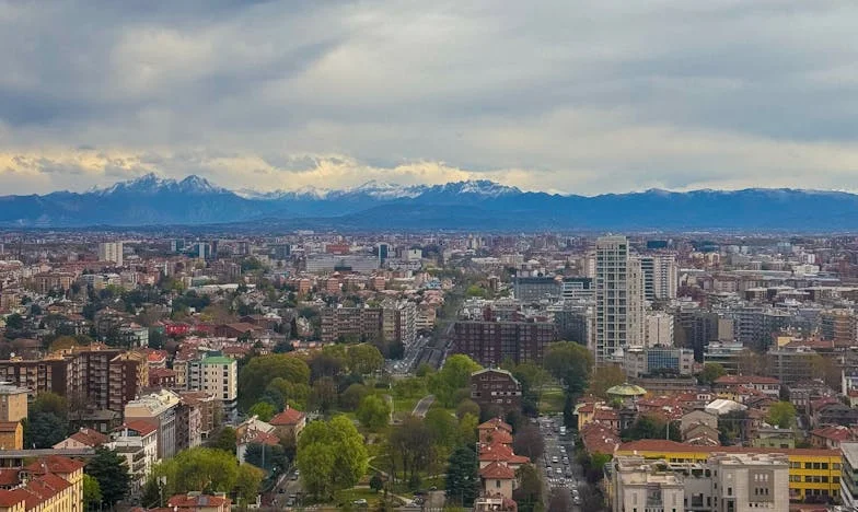Între a iubi și a fi pe plac: Povestea Magdei din Timișoara
