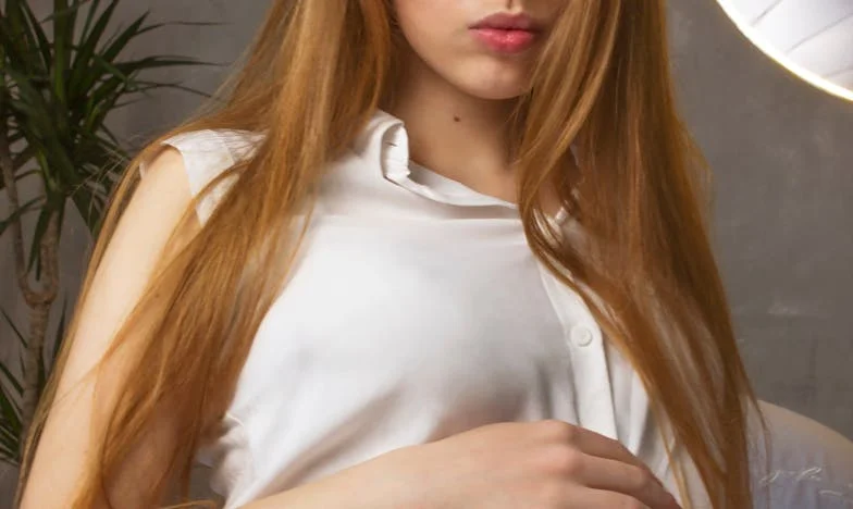 Prețul perfecțiunii: Povestea mea, Irina Neacșu