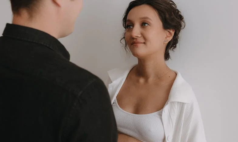 Emekli Annemin Sevgiyi Seçmesi: Bir Kızın İçsel Mücadelesi