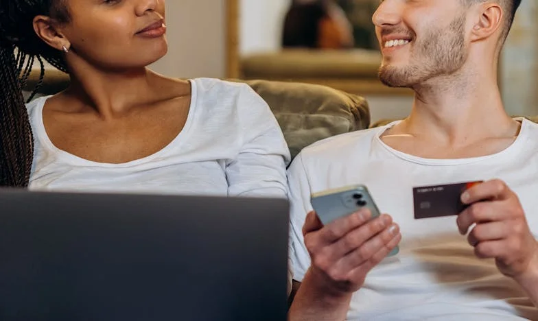 O Gece Oğlumu ve Gelinimi Evden Kovdum: Bir Anne Olarak Kendi Sınırlarımı Çizmek