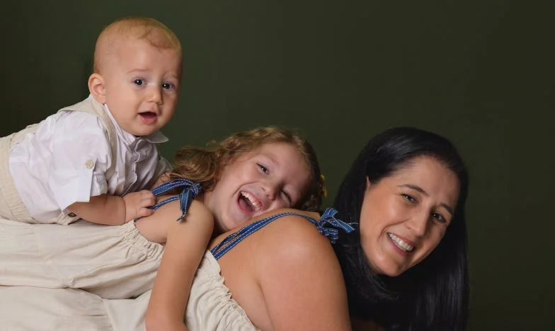 Sabahın Dördünde Kapıda Biten Umutlar: Bir Anne Güncesi