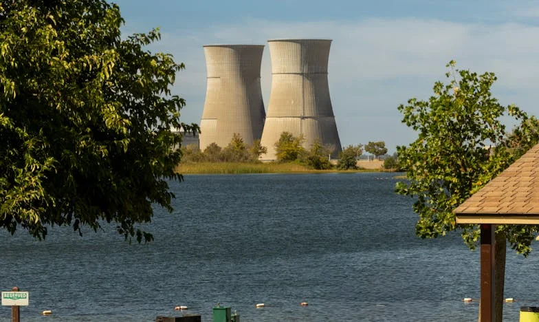 Dwanaście nieznajomych na moim ślubie – historia jednego śniadania, które zmieniło wszystko
