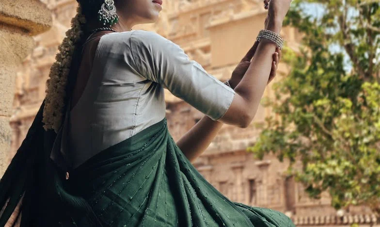 „Myślałam, że pomagam córce po rozwodzie. Teraz czuję się tylko jak jej opiekunka i bankomat” – Wyznanie emerytowanej matki z Warszawy