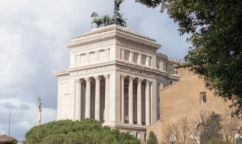 „Nigdy nie byłaś wystarczająca dla mojej matki”: Moja historia o rodzinie rozdzieranej dumą i milczeniem