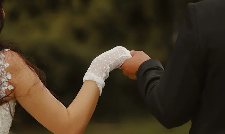 Telefon z przeszłości, który wywrócił moje życie do góry nogami – historia, która mogła przydarzyć się każdemu z nas