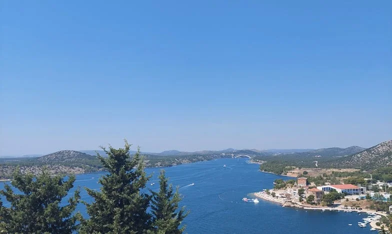 Zdrada babci: Jak po latach opieki zostałam z niczym