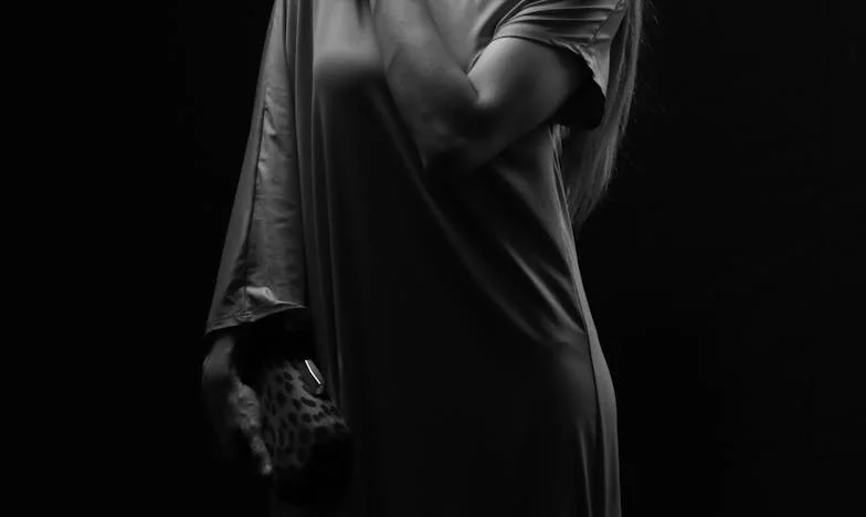 "Zostawiłam wszystko i uciekłam do Warszawy. Czy można być dobrą matką, żoną i kobietą jednocześnie?"