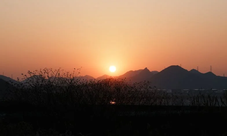 Kiedy rodzina puka do drzwi: Niedziela, która zmieniła wszystko