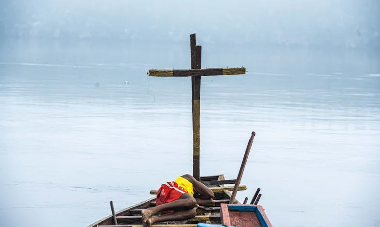 Między zaufaniem a zdradą: Czy mój syn ma rację, a ja ślepo wierzę?