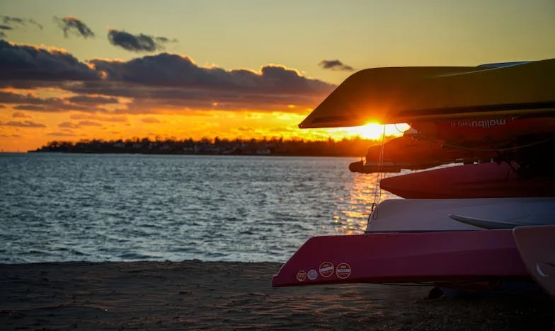 Miłość czy granice? Gdy dorosły syn wraca do domu z rodziną – moja walka o siebie