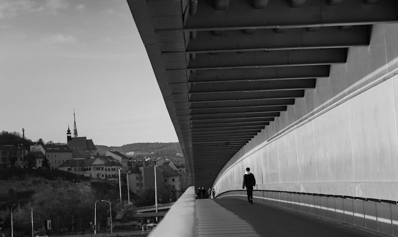 Zastałam teściową w mojej szafie. Czy można jeszcze zaufać rodzinie?