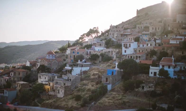 Όταν η Συγχώρεση Δεν Αρκεί: Μια Ελληνική Ιστορία Γάμου, Λάθους και Ανεξίτηλων Συνεπειών