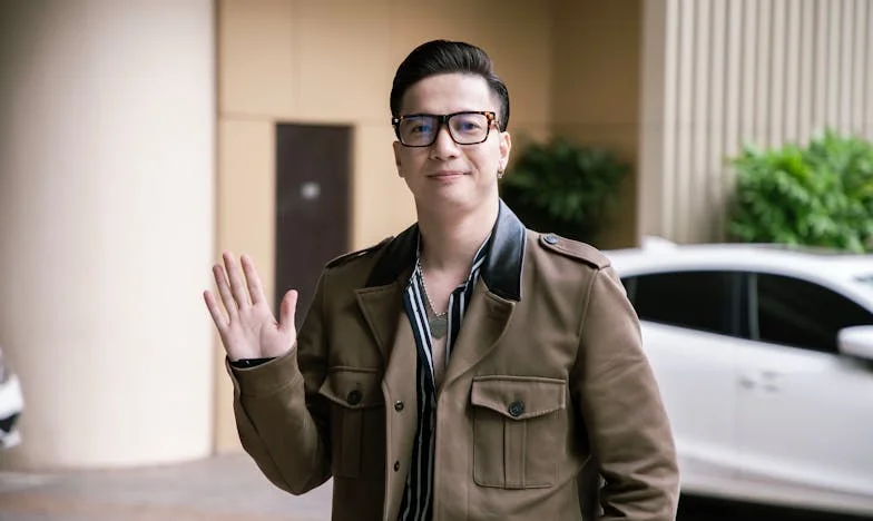 Јас го убедив свекорот да го вработи брат ми, а тој ни донесе само срам и исчезна